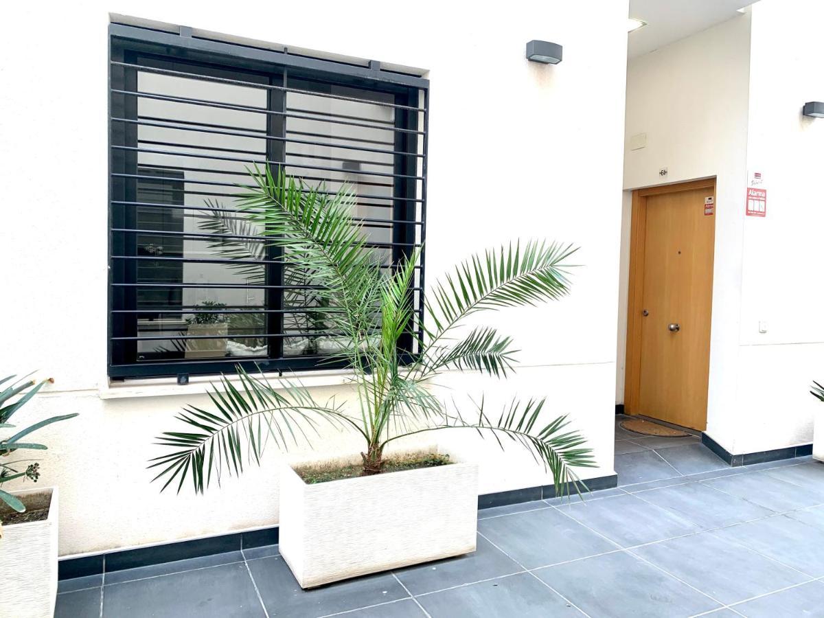 Homely Malaga Refino Oriental Ngoại thất bức ảnh